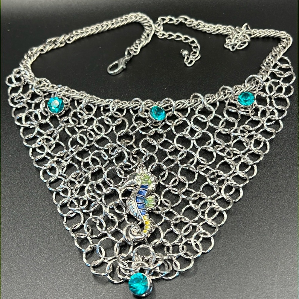 Adorable seahorse chainmaille necklace